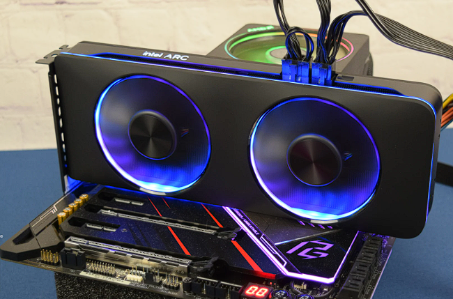 i9-14900KF 正面圖